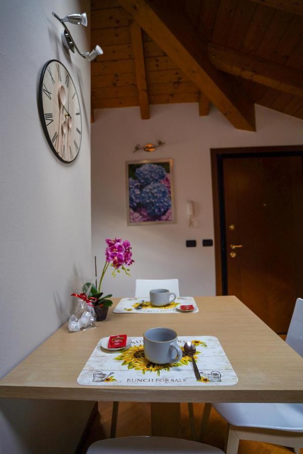 Ortensia Penthouse Leonardo Academy, Mxp & Laghi Sesto Calende Kültér fotó